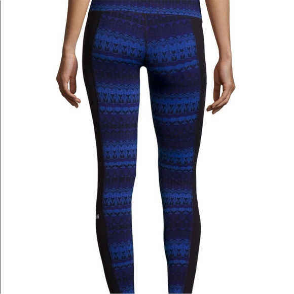 Alo Yoga Illusion 3 Tribal Print Legging Small - Picture 2 of 9